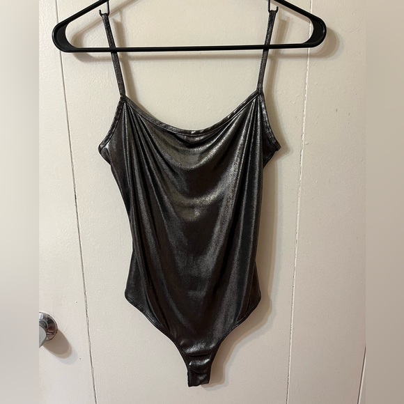 Silver bodysuit - Picture 1 of 3
